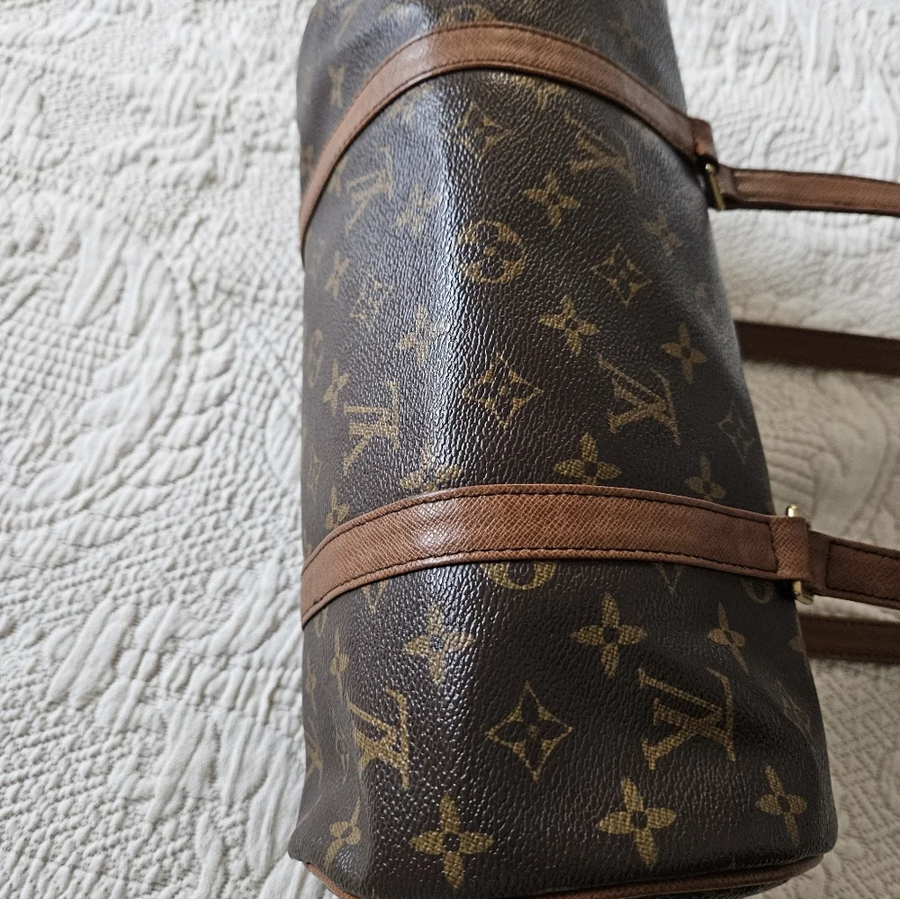 Louis Vuitton Canvas Papillon Handbag Authentic - Picture 4 of 7